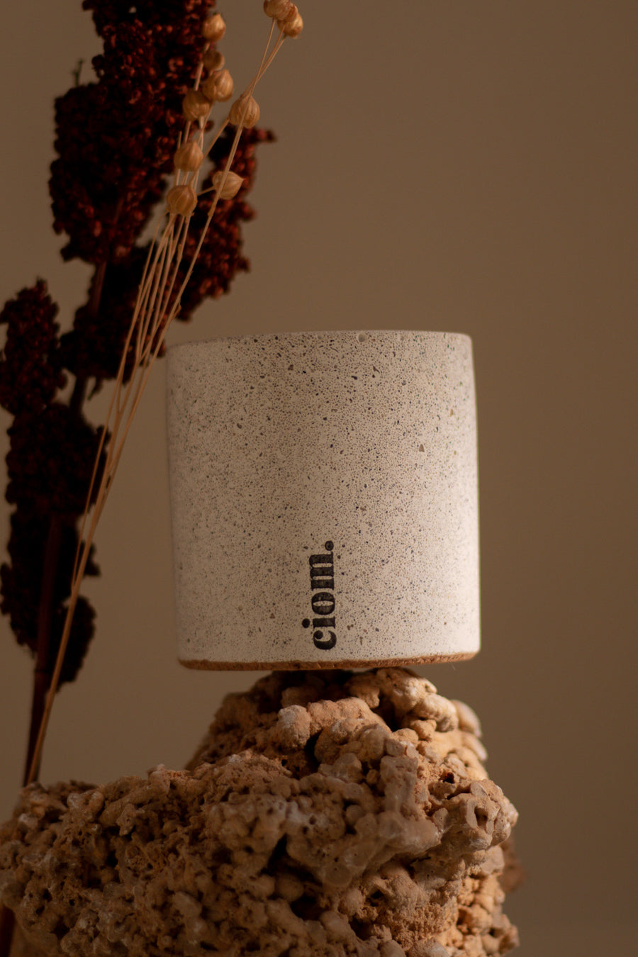 N°17 • Concrete • Soy Candle • Stone • Medium • Wooden Wick
