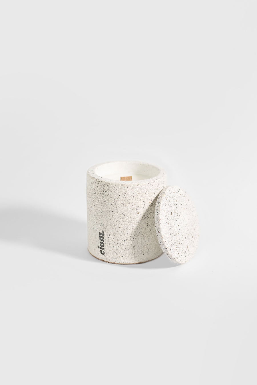 N°17 • Concrete • Soy Candle • Stone • Medium • Wooden Wick